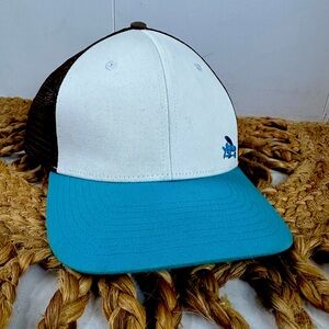 Patagonia Small Flying Fish Trucker Hat - WHT/BUR